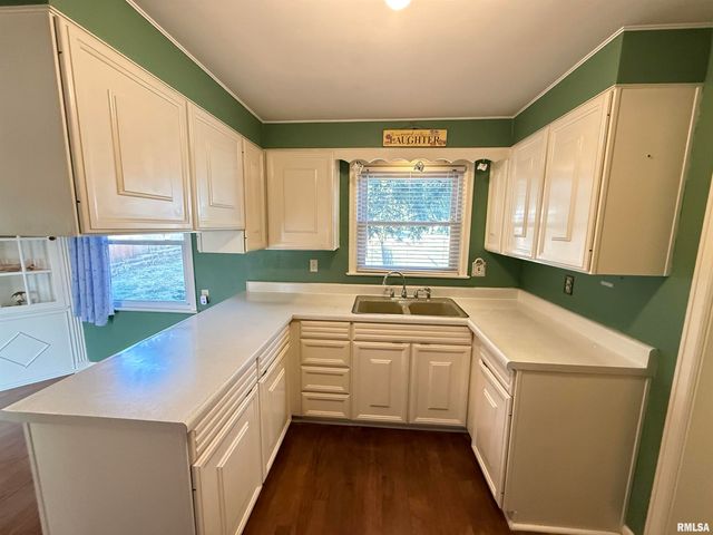 617 EUREKA Avenue, Eureka, IL 61530