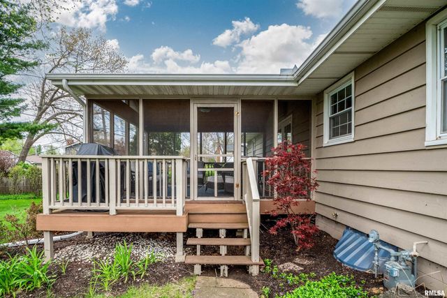 6601 N CEDARBROOK Lane, Peoria, IL 61614