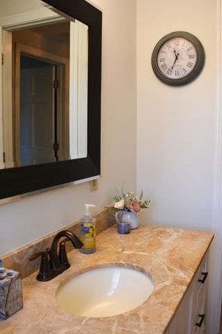 5 Nottingham Drive, East Sandwich, MA 02537