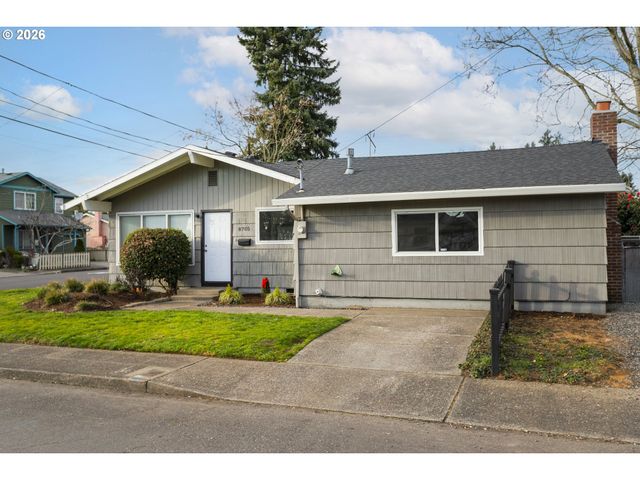 8705 Se PARDEE St, Portland, OR 97266