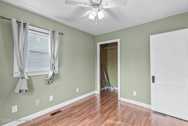 1677 Cheak St, Louisville, KY 40213