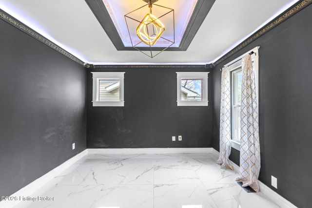 1677 Cheak St, Louisville, KY 40213