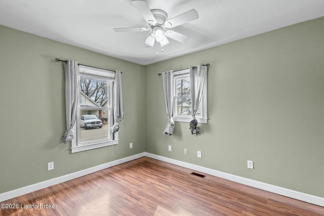 1677 Cheak St, Louisville, KY 40213