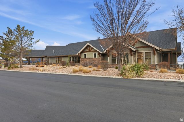 83 E WATSON DR, Saratoga Springs, UT 84045