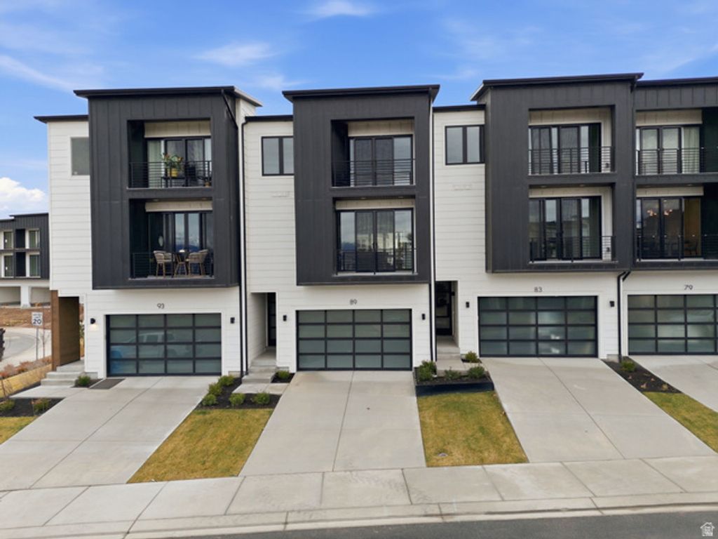 83 E WATSON DR, Saratoga Springs, UT 84045