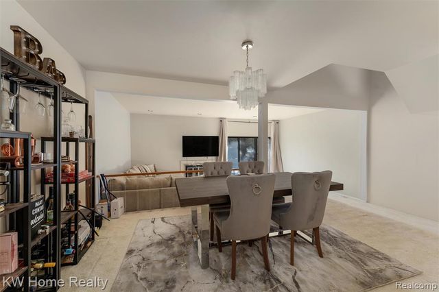 7356 Balsam Court, West Bloomfield, MI 48322