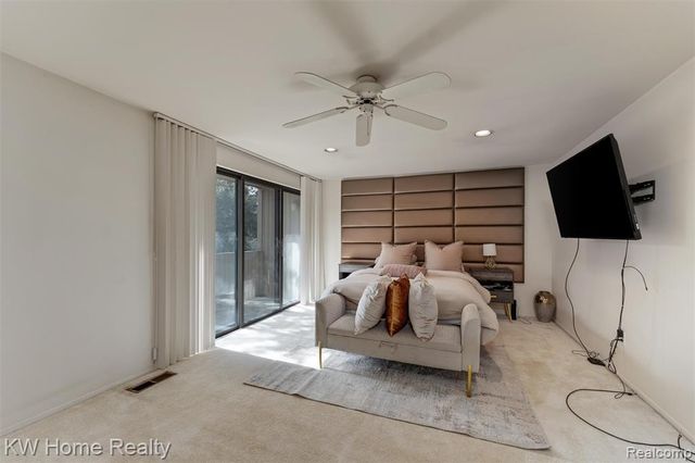 7356 Balsam Court, West Bloomfield, MI 48322