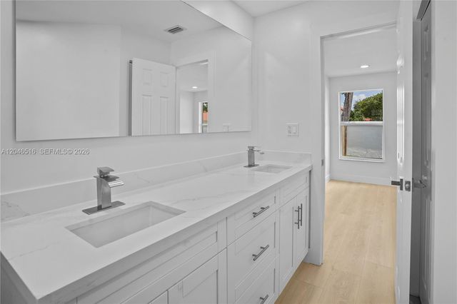9354 Arborwood Cir 9354, Davie, FL 33328
