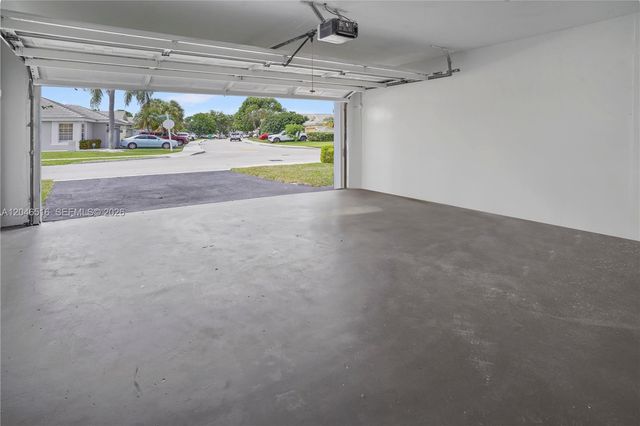 9354 Arborwood Cir 9354, Davie, FL 33328