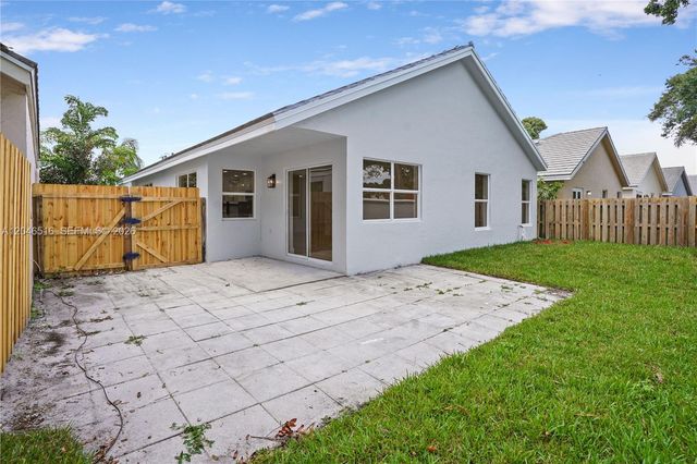 9354 Arborwood Cir 9354, Davie, FL 33328