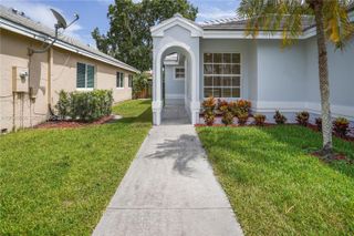 9354 Arborwood Cir 9354, Davie, FL 33328