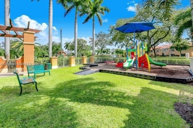 4953 Windward Way 4202, Dania Beach, FL 33312