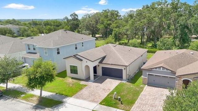 9248 CHANDLER DRIVE, Groveland, FL 34736