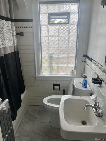 14433 Mansfield Street, Detroit, MI 48227