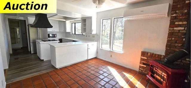 10486 To Hell and Back Ln, Rough And Ready, CA 95975