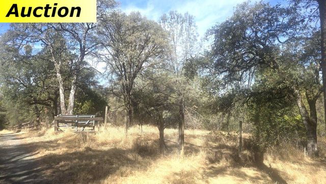 10486 To Hell and Back Ln, Rough And Ready, CA 95975
