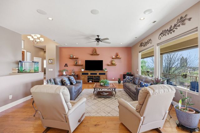 5295 N 1530 W, Winchester Hills, UT 84770