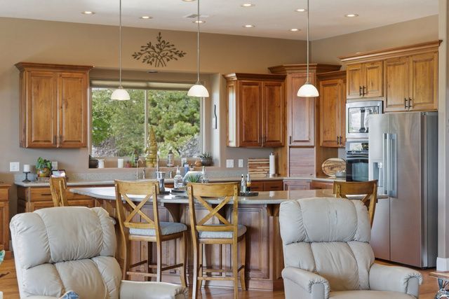 5295 N 1530 W, Winchester Hills, UT 84770