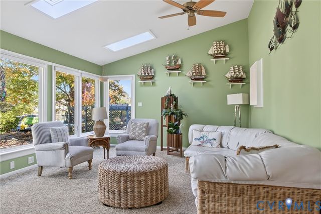 289 Tammy Dr, White Stone, VA 22578