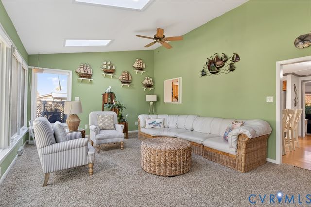 289 Tammy Dr, White Stone, VA 22578