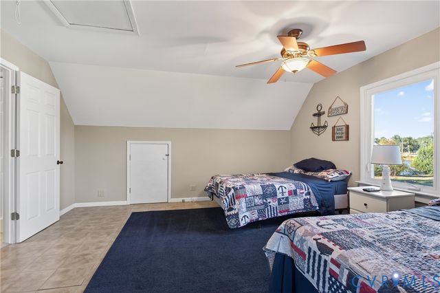 289 Tammy Dr, White Stone, VA 22578