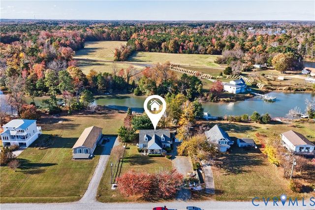 289 Tammy Dr, White Stone, VA 22578