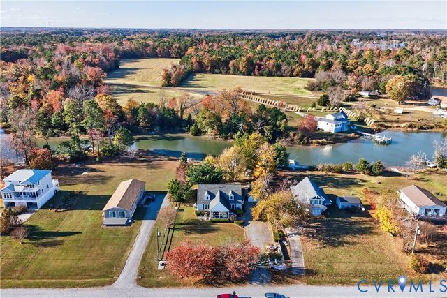 289 Tammy Dr, White Stone, VA 22578