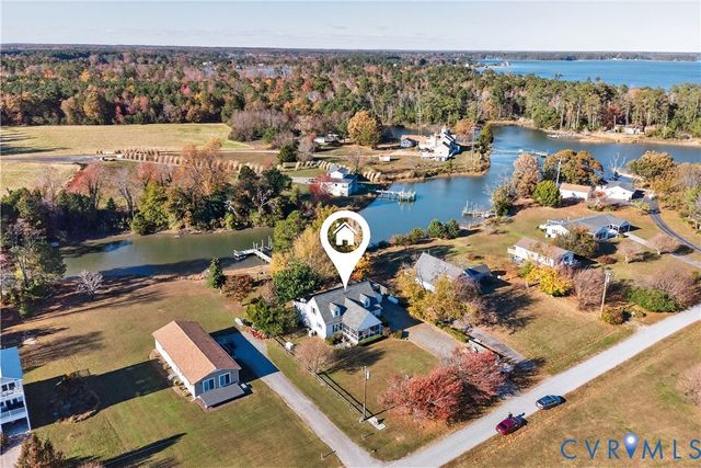 289 Tammy Dr, White Stone, VA 22578