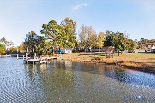 289 Tammy Dr, White Stone, VA 22578