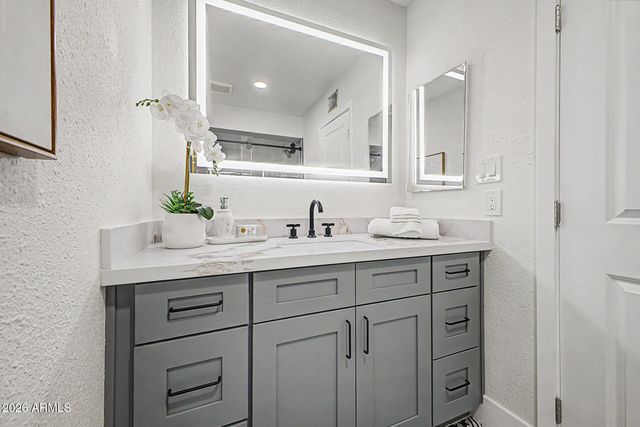 851 N 87TH Place, Scottsdale, AZ 85257