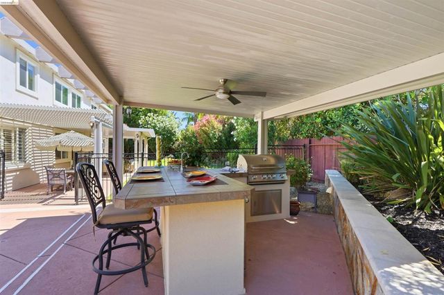 5048 Botting Ct, Antioch, CA 94531