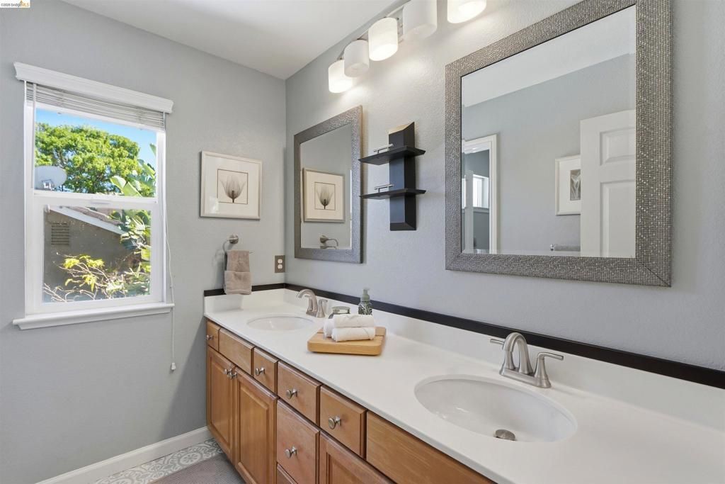 Image 29 of property listing at 5048 Botting Ct, Antioch, CA 94531