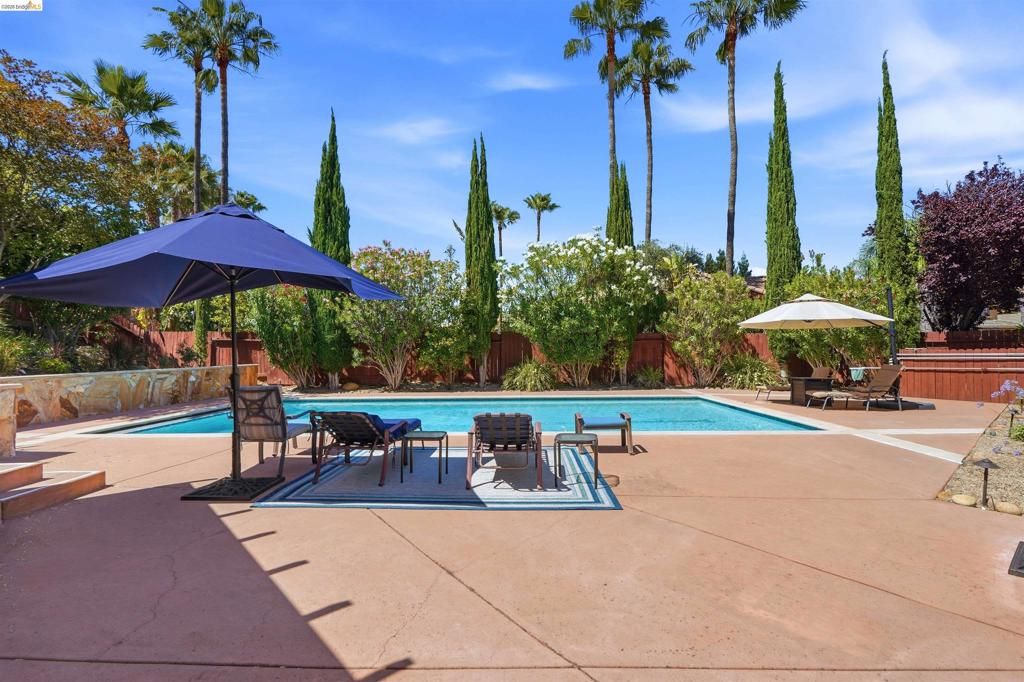 Image 32 of property listing at 5048 Botting Ct, Antioch, CA 94531