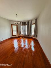 1515 S Garrison Avenue, Carthage, MO 64836