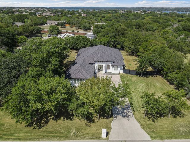 3509 Lakeshore Drive, Weatherford, TX 76087