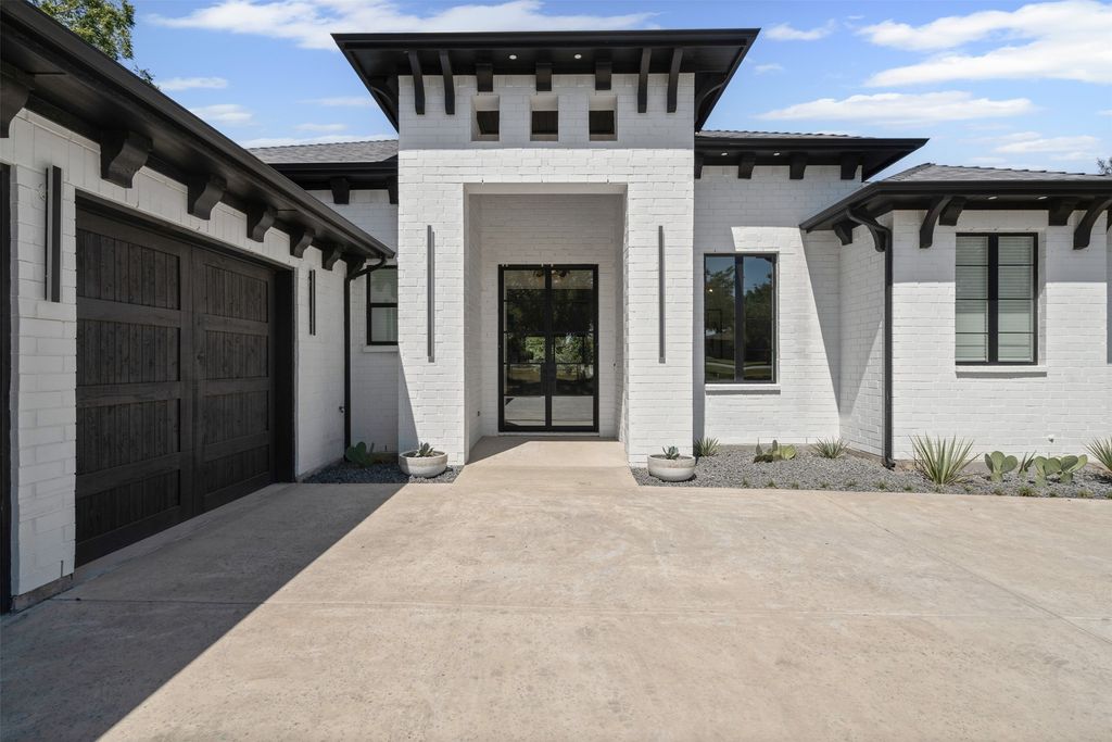 3509 Lakeshore Drive, Weatherford, TX 76087
