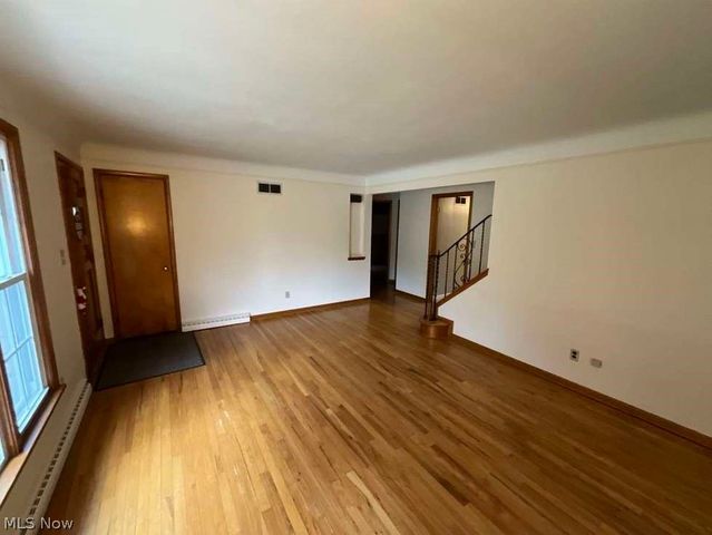 24079 Glenbrook Boulevard, Euclid, OH 44117