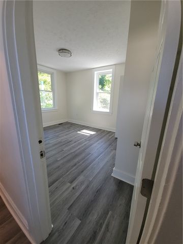 3412 Monroe St, Hill District, PA 15213