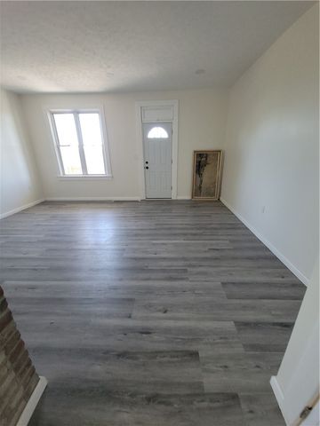 3412 Monroe St, Hill District, PA 15213