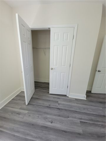 3412 Monroe St, Hill District, PA 15213
