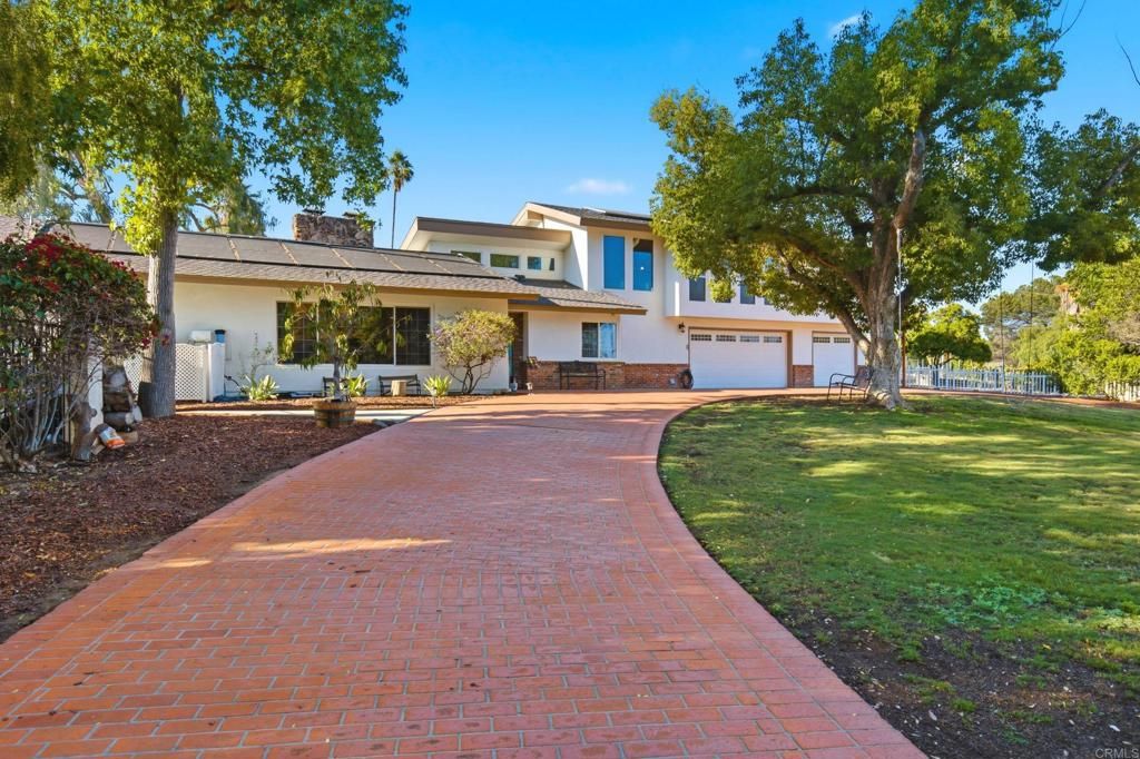 10510 Grandview Drive, La Mesa, CA 91941 — exterior