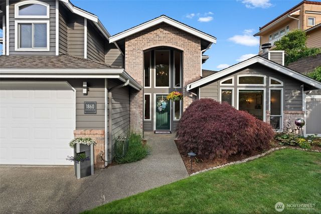 1860 Overview Drive NE, Tacoma, WA 98422