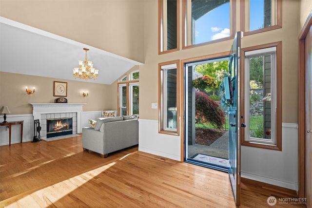 1860 Overview Drive NE, Tacoma, WA 98422