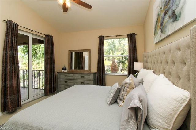 6657 Alden Woods CIR # 201, Naples, FL 34113