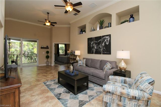 6657 Alden Woods CIR # 201, Naples, FL 34113