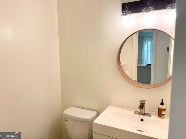 160 Farm Lane, Fayetteville, GA 30214