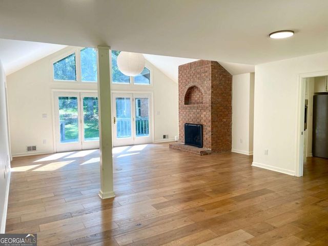 160 Farm Lane, Fayetteville, GA 30214