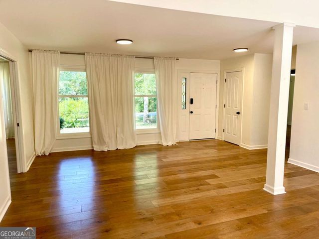 160 Farm Lane, Fayetteville, GA 30214