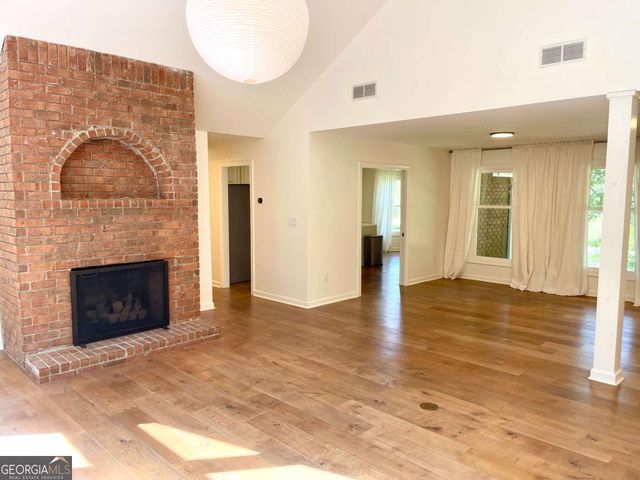 160 Farm Lane, Fayetteville, GA 30214