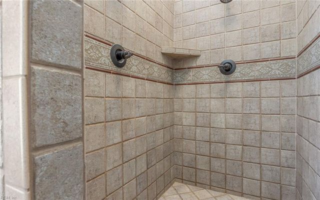 2124 Bierce DR, Virginia Beach, VA 23454